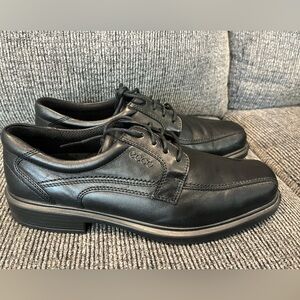 Ecco Men's Classic Black Leather Oxfords